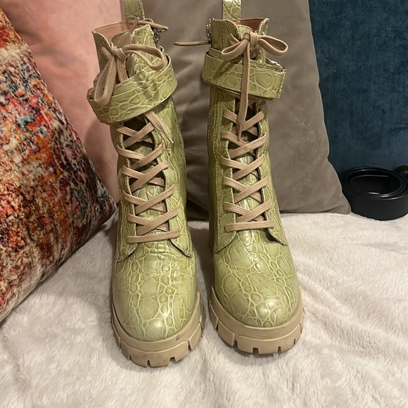 SCHUTZ SZ 10 Cream ROSLYN Laceup Platform Boots Booties.super comfy! - Picture 6 of 15